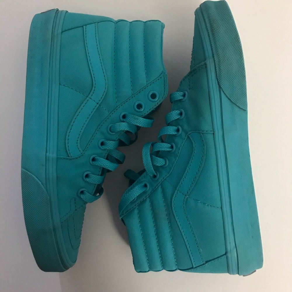Vans Ski8 Hi Neon Blue